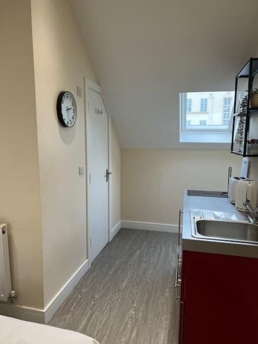 בריסטול 6 Studio Flat, 50M To Airbus מראה חיצוני תמונה